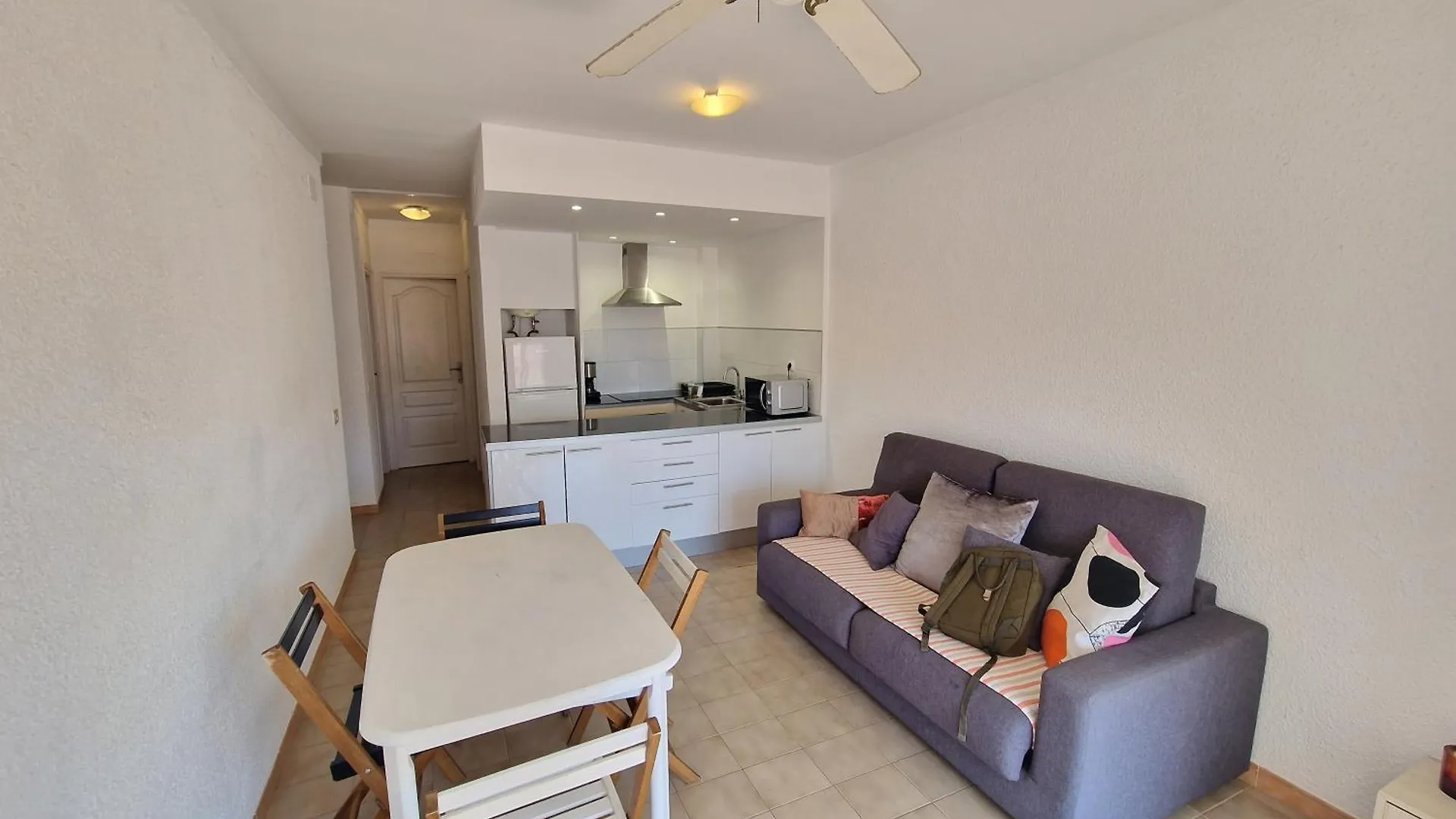 شقة Apartamento Badia 24 إمبوريابرافا